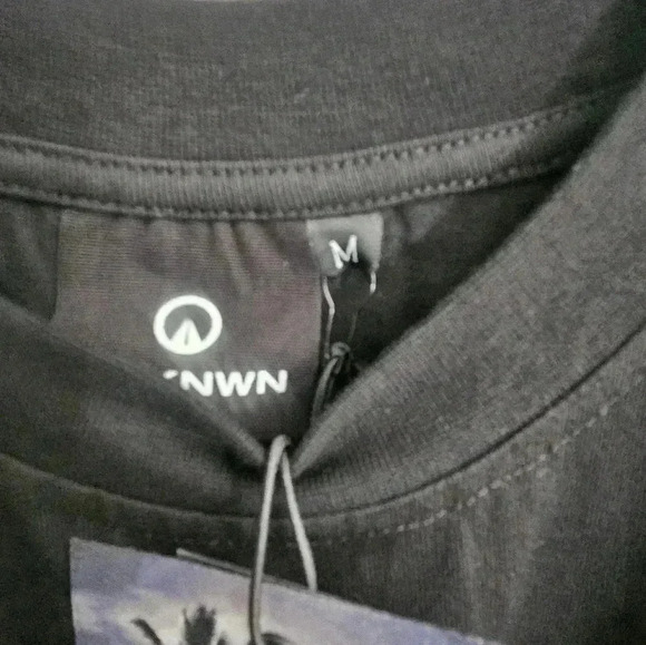 Unknwn black medium long sleeve shirt - Picture 2 of 5